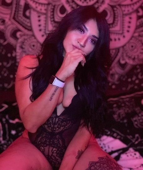 Gyp5y Mac beautiful actress photo