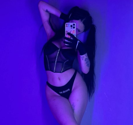 yeahmur modelo bonita fotos