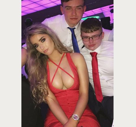 Erin Lally actriz galerías