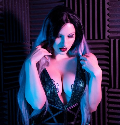 Ruby True nus étoiles photo