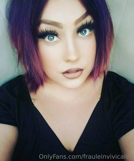 frauleinvivicalee étoile chaude collection