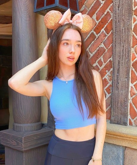 Ruby Jay pornstar erotic gallery