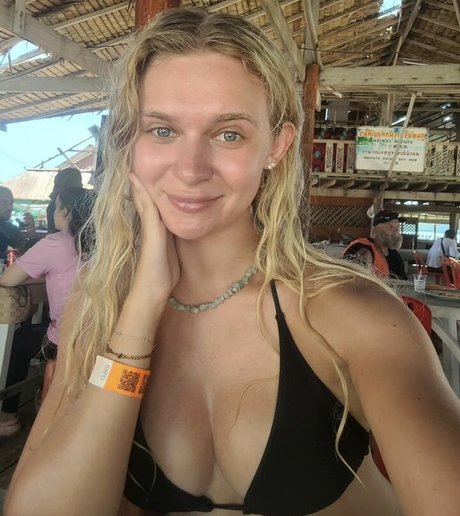 freya msx sexy model img