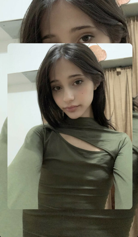 Maxima Sahar star naked pic