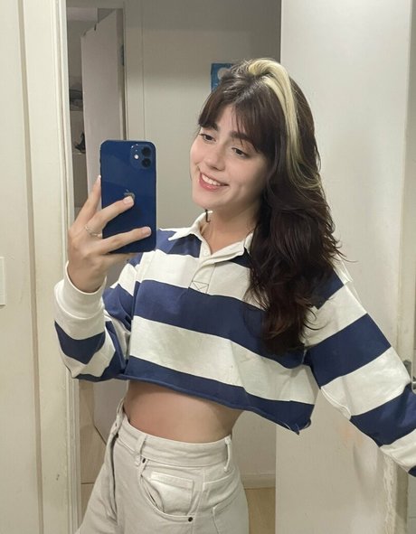 Isabella Angelina étoile gratuite des photos