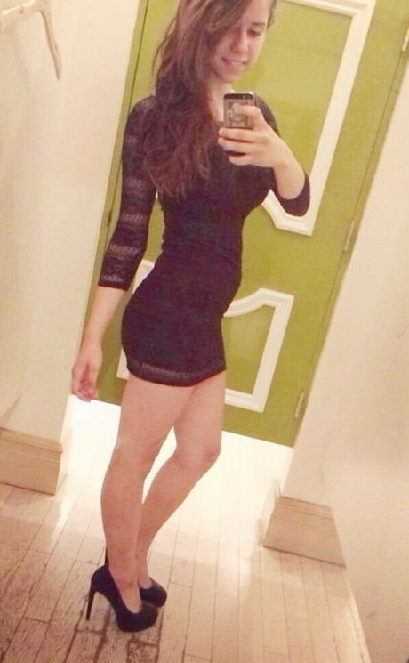 Emily Giangaspro estrella porno exclusiva foto