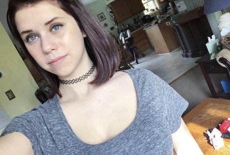 Emily Giangaspro modelo desnuda foto