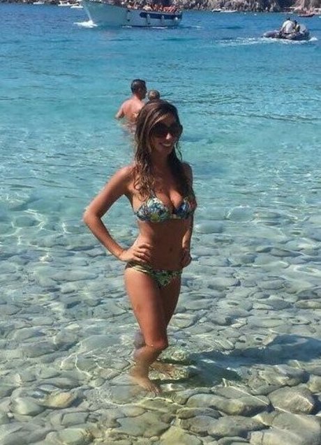 Estefy Lopez star pornographique image