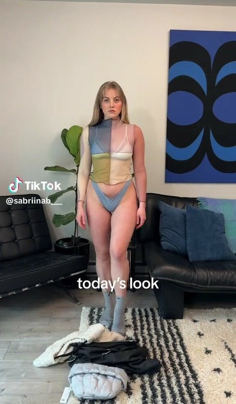 Sabrina Bloedorn model photos