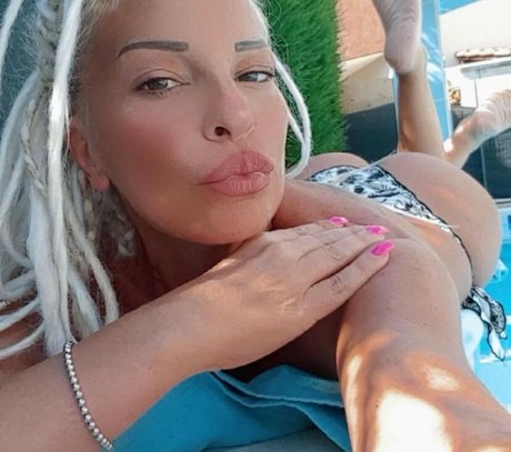 Loredana Modugno model best pic
