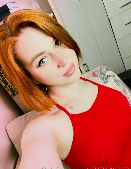 sarah holland actrice artistique collection