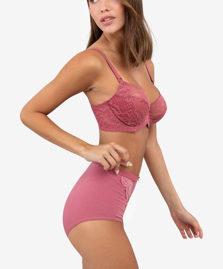 Yaheli Ovadya actriz libre foto