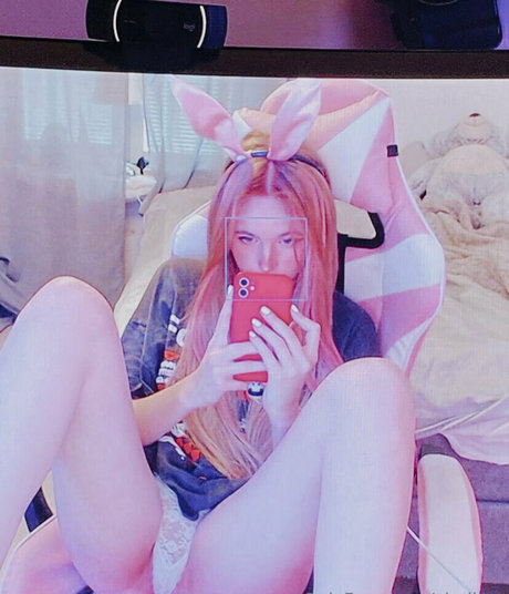 chelly x hot pornstar photo