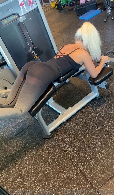 Cuurvybabe estrella atractiva imágenes