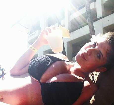 Emily Helen Barry star naked galleries
