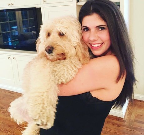 Emily Helen Barry modèle hd des photos