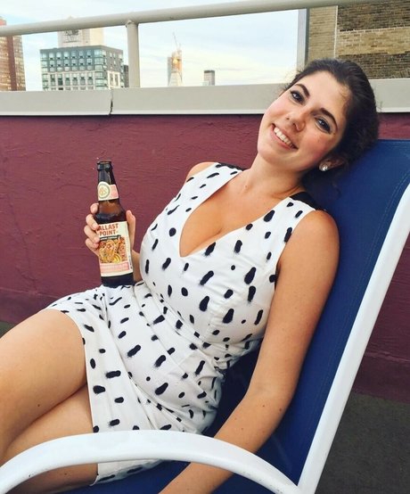 Emily Helen Barry Imagen de perfil