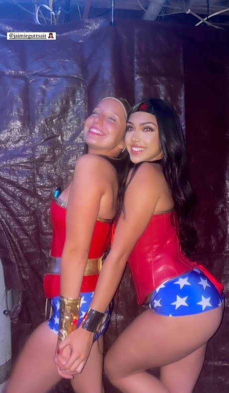 Yalibarel erotic pornstar gallery