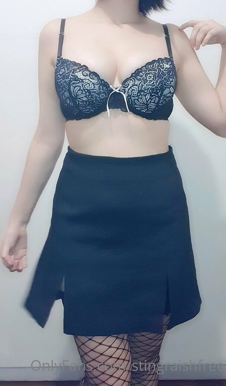 stingraishfree estrella porno bonita fotos