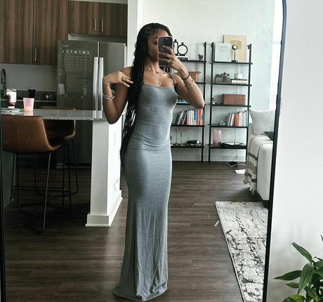 Lexi Vee star porn pics