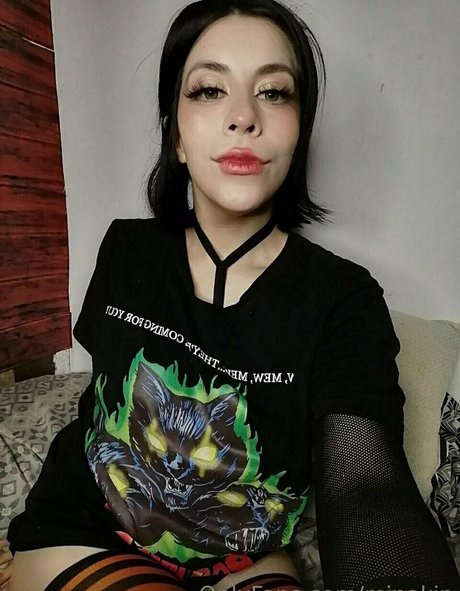 minakin estrella adulta fotos