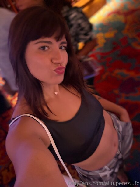 ailu perez ufc estrella porno gratis imagen