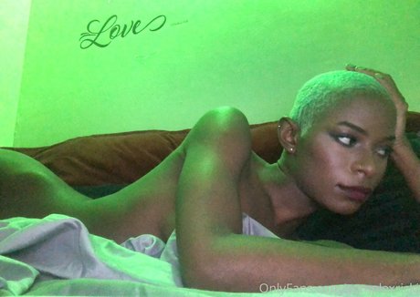 complexricki modelo desnuda archivo