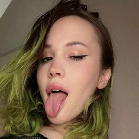 TooManyPeachess xxx actress picture