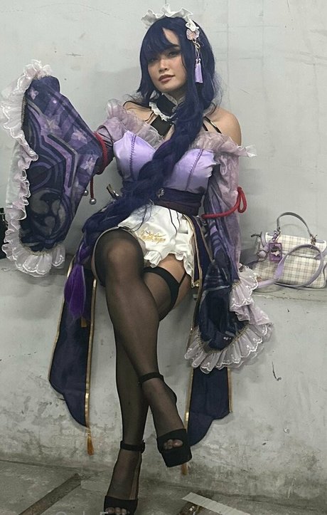 Cosplay de tetas grandes onlyfans sexo caliente imagen