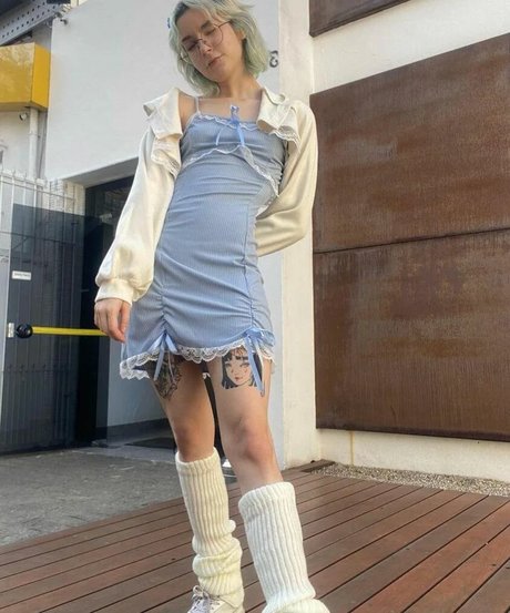 Luh Setra bonita estrella porno fotos