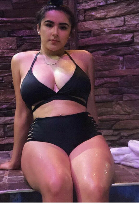Mar1aalvares pornographic model image