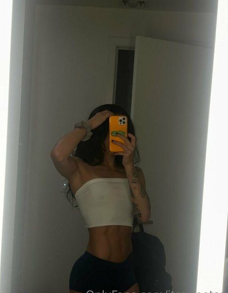 itssweetss pornstar erotic images