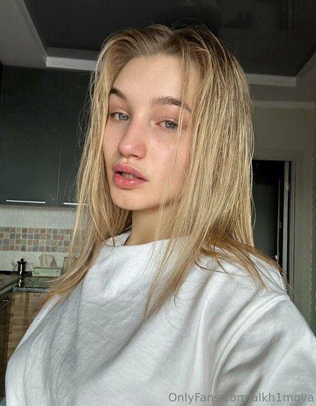 alkh1mova desnudos estrella porno foto