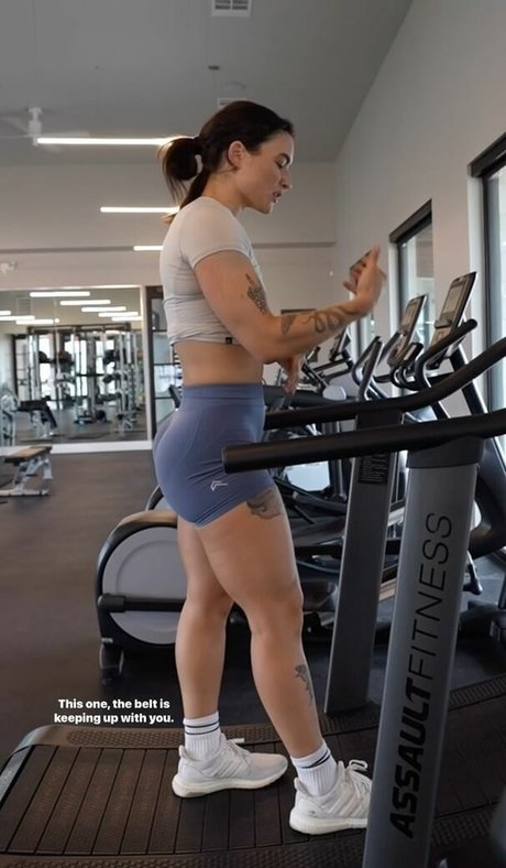 Kelly Matthews star xxx galleries