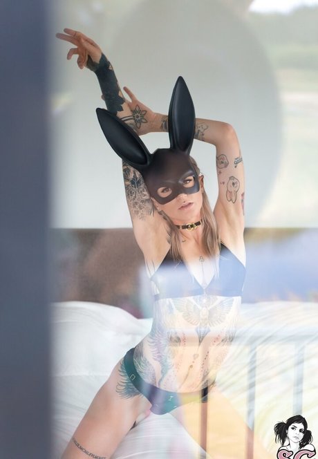 mandeelou actriz libre archivo