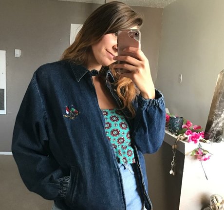 Autumn Brianne estrella porno de arte galería