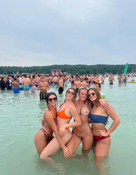 Some ASMRtist hot model pictures