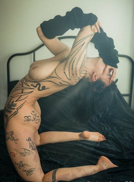 keterakete69 nude model pictures