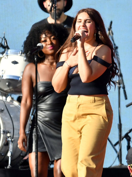 Alessia Cara actriz galerías