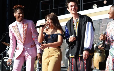 Alessia Cara arte modelo imágenes