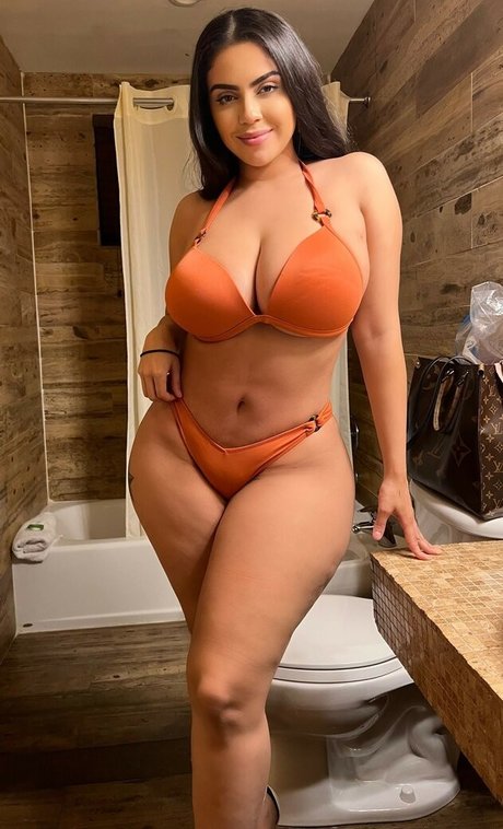 Jessenia Rebecca meilleure star du porno galeries