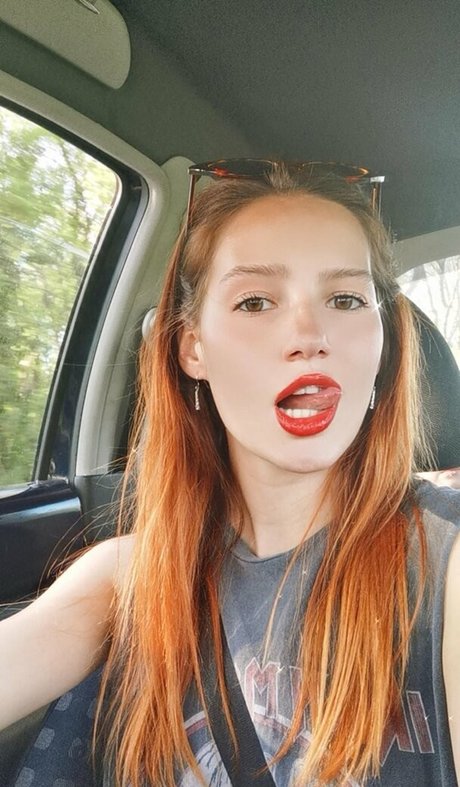Medusaa sexy pornstar pictures