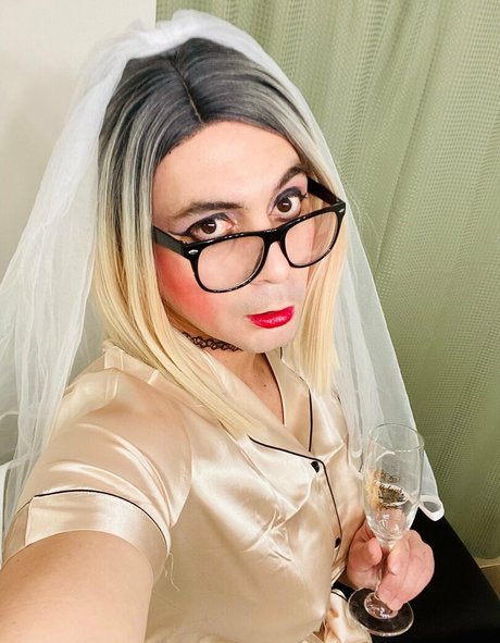 qosrachelcd star pornographic archive