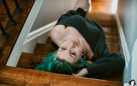 Chalkmoon modelo desnuda imagen