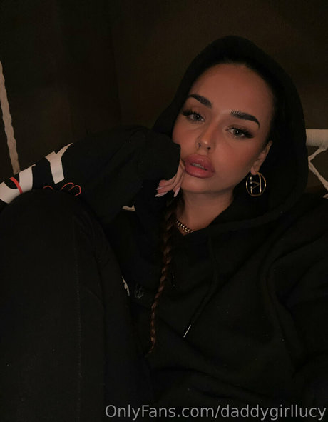 fantasylucy modèle porno img