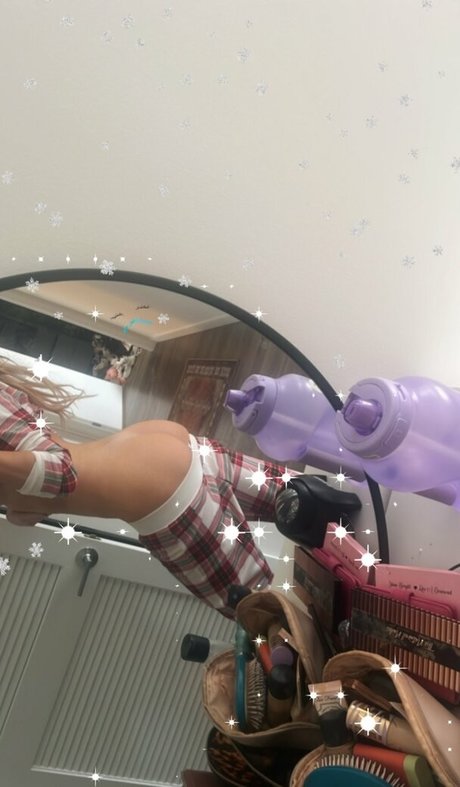 Emmy Corinne xxx estrella porno imagen