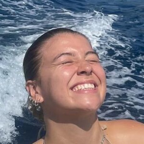 Caity Baser belle étoile photo