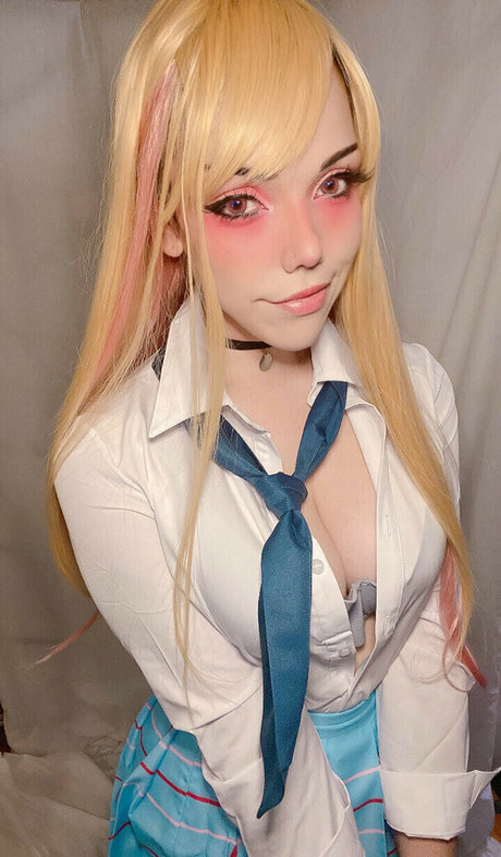 Alicia Ahegao modèle de haute qualité des photos