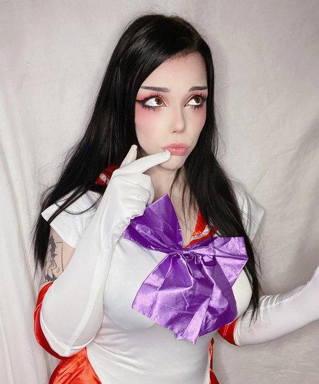 Alicia Ahegao estrella porno caliente foto