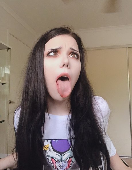 Alicia Ahegao actriz libre fotos